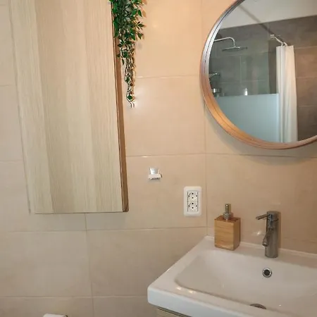 Isla Park Apartman *